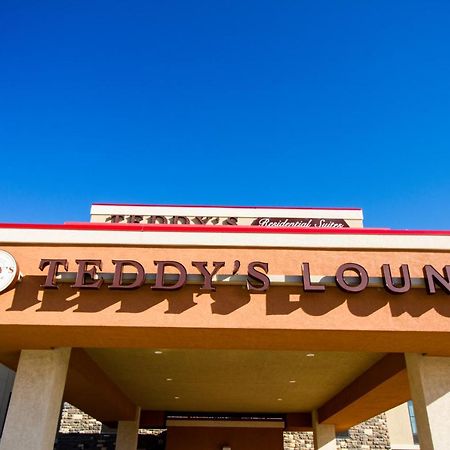 Teddy'S Residential Suites Watford City 외부 사진