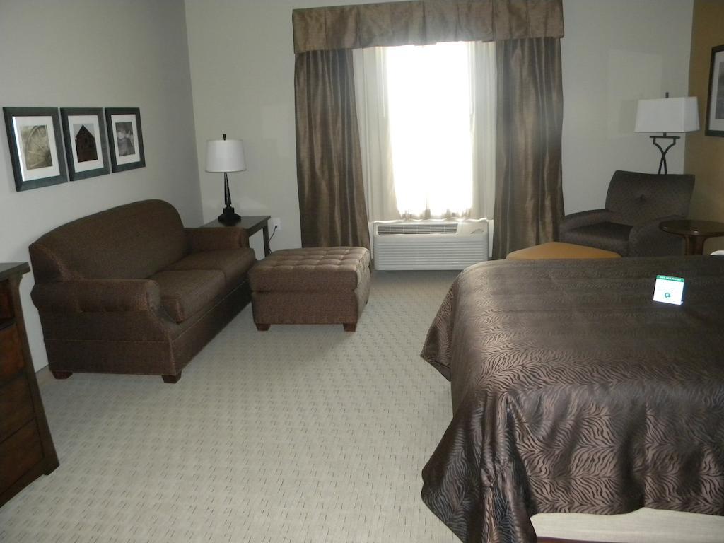Teddy'S Residential Suites Watford City 외부 사진