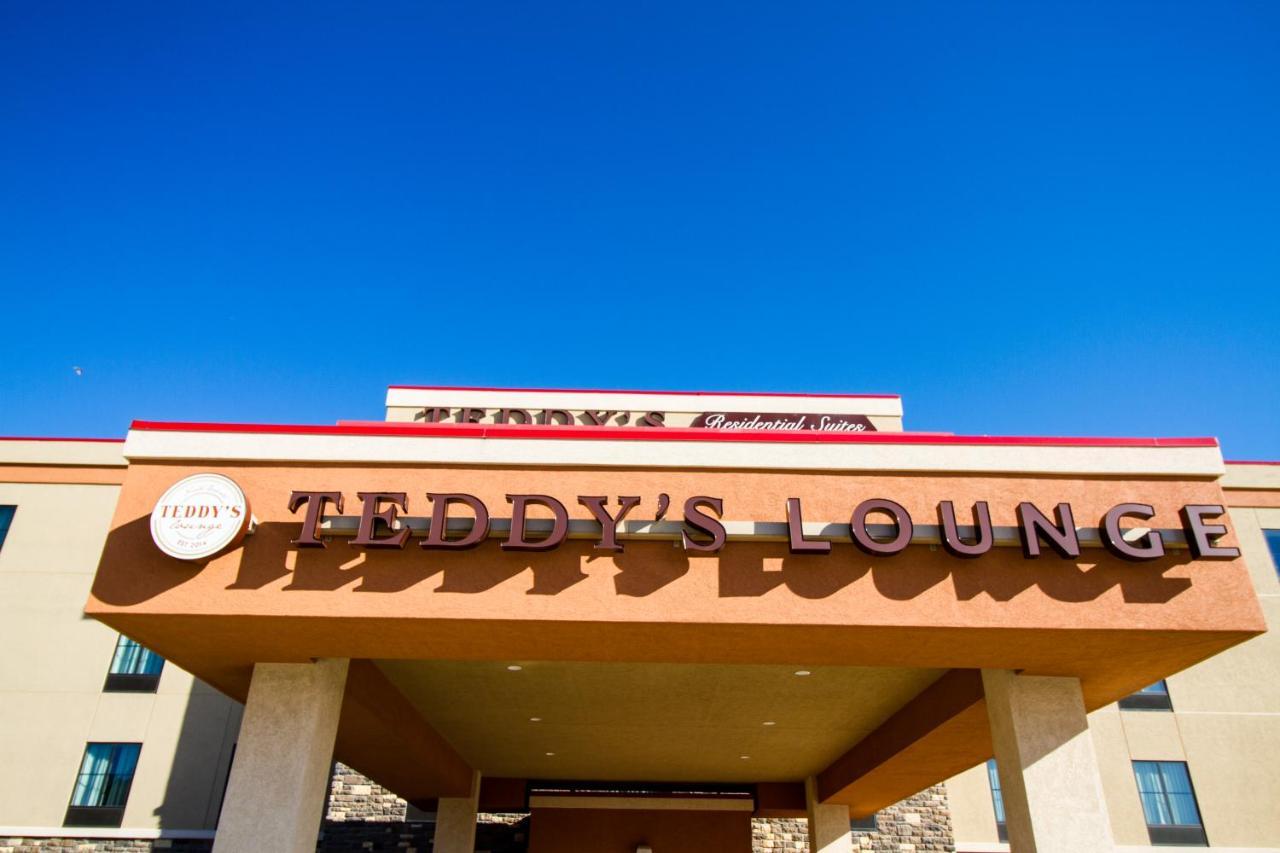 Teddy'S Residential Suites Watford City 외부 사진